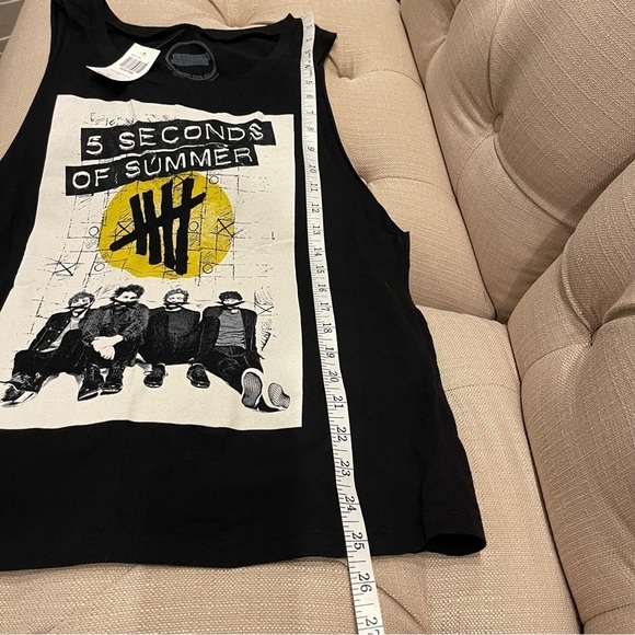 AU: NWT 5 Seconds Of Summer - Womens Pull & Bear Tank Top Sz L - Picture 7 of 7